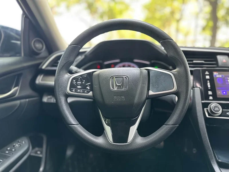 Honda Civic — фото 12