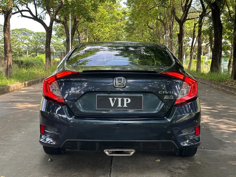 Honda Civic — фото 18