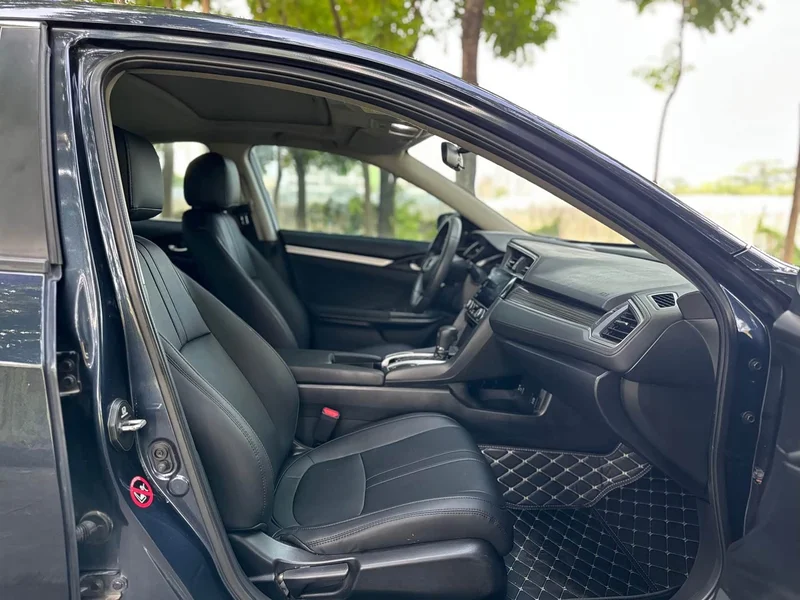 Honda Civic — фото 7