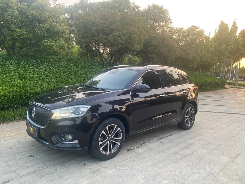 Borgward BX7 — фото 14