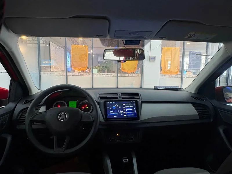 Skoda Citigo — фото 4