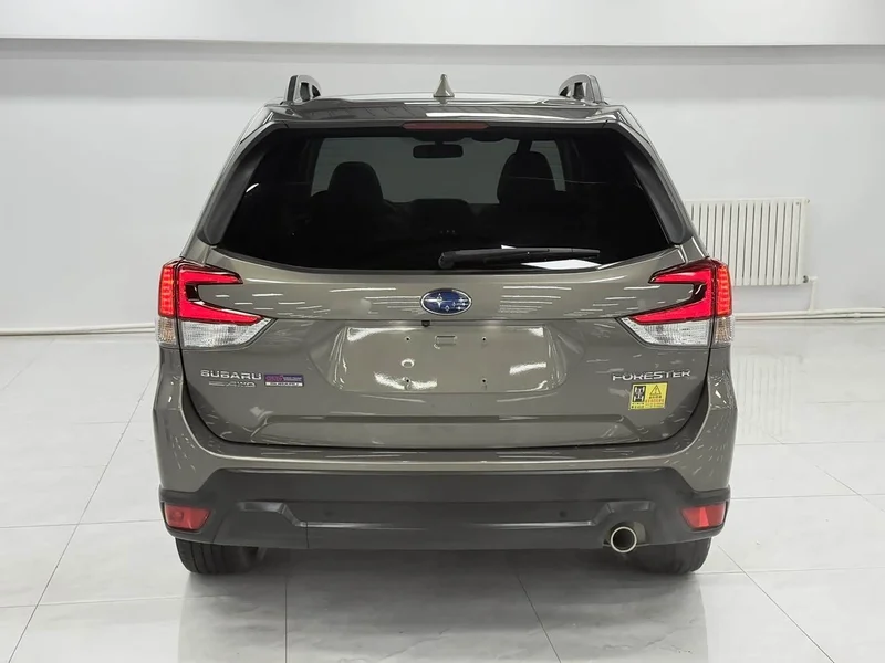 Subaru Forester — фото 4