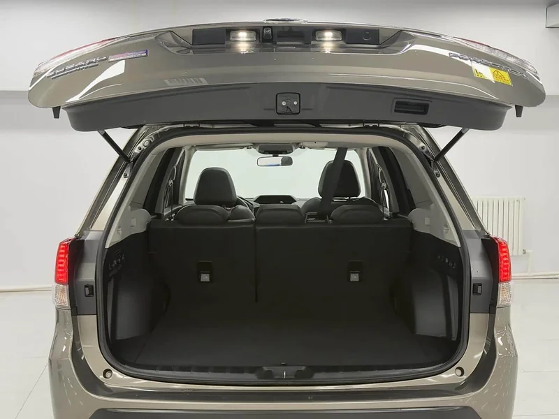 Subaru Forester — фото 6