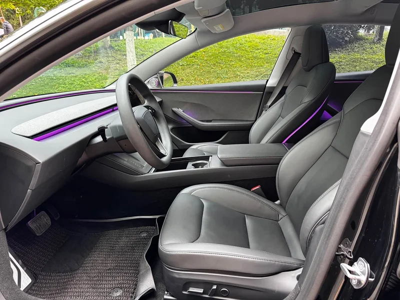 Tesla Model 3 — фото 13
