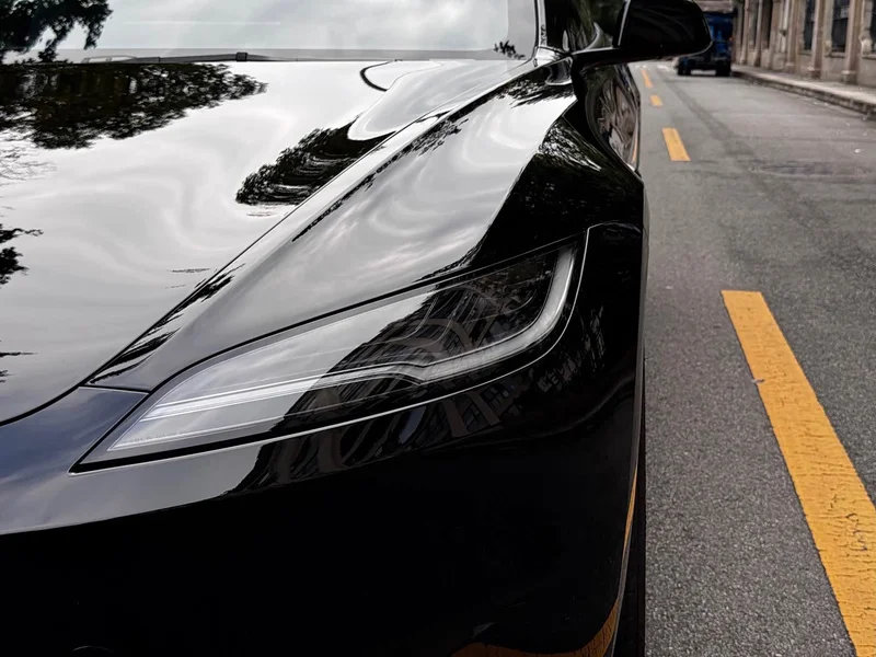 Tesla Model 3 — фото 4