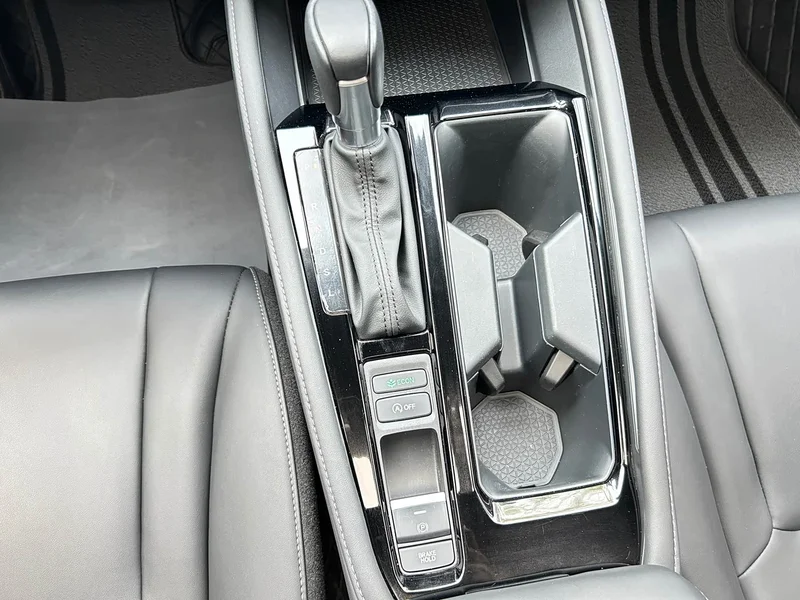 Honda Accord — фото 10
