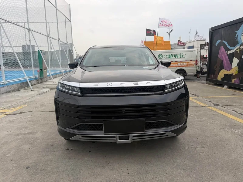Exeed Zhuifeng — фото 2