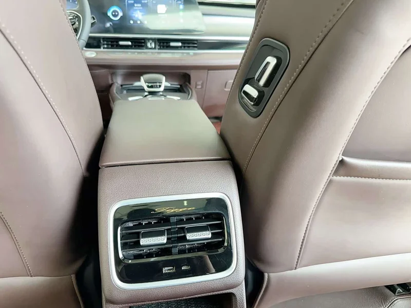 Chery Tiggo 8 Pro — фото 12
