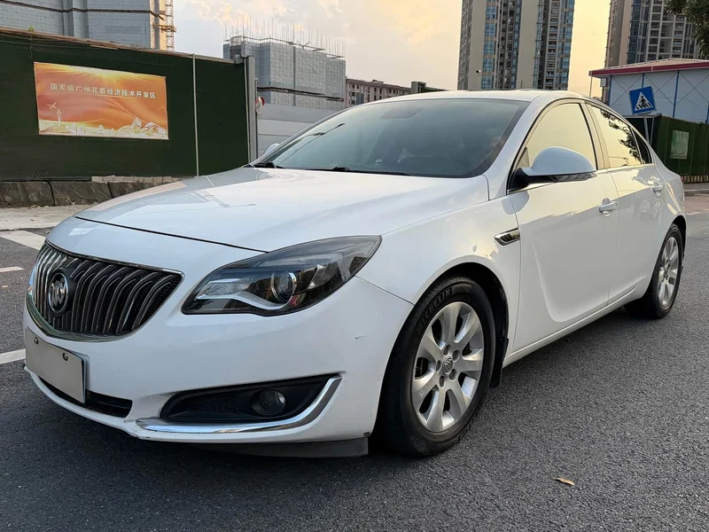 Buick Regal — фото 1