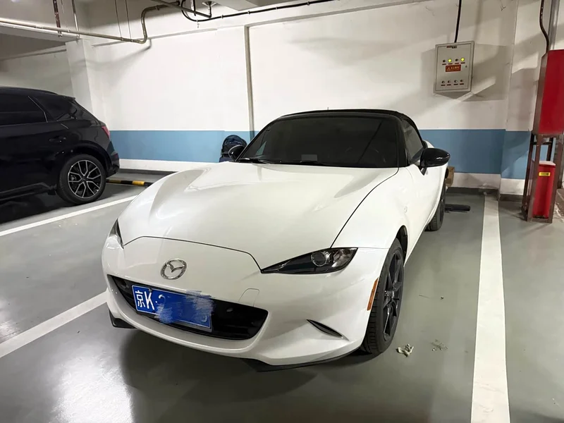 Mazda MX-5 — фото 1