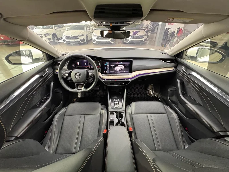 Volkswagen Octavia — фото 10