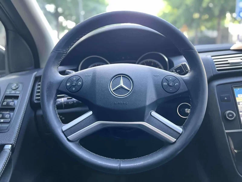 Mercedes-Benz R-Class — фото 12