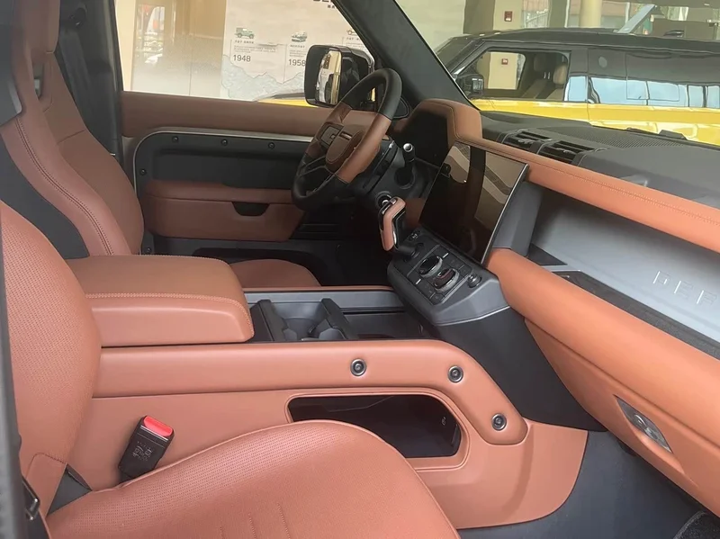 Land Rover Defender — фото 18