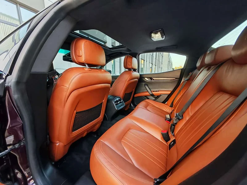 Maserati Ghibli — фото 12