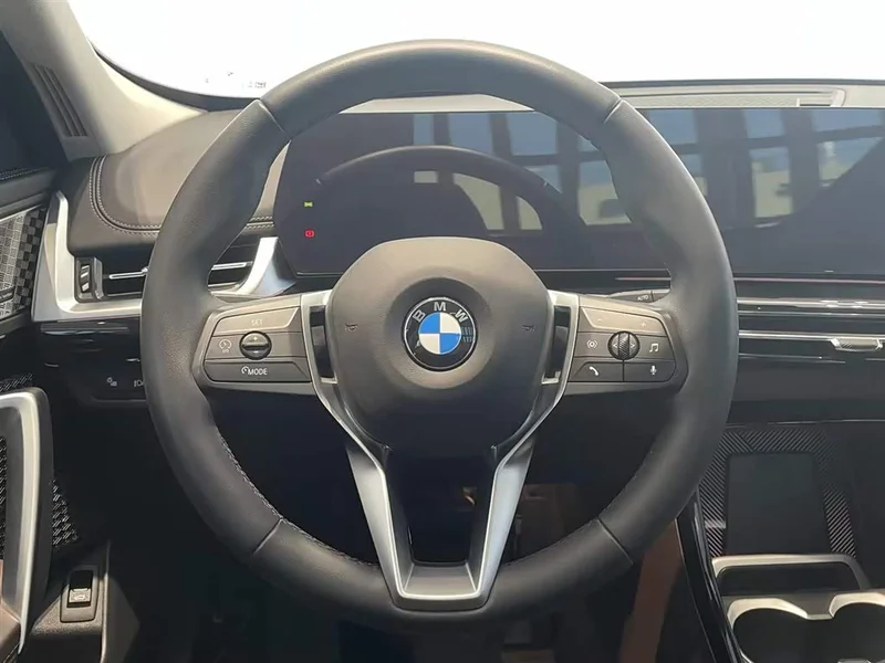 BMW X1 — фото 14