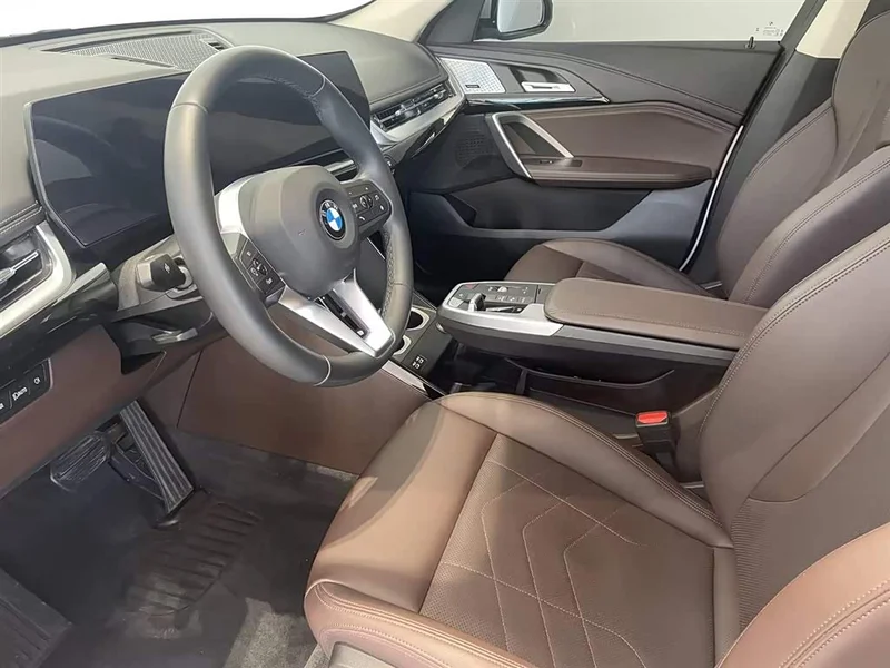 BMW X1 — фото 10