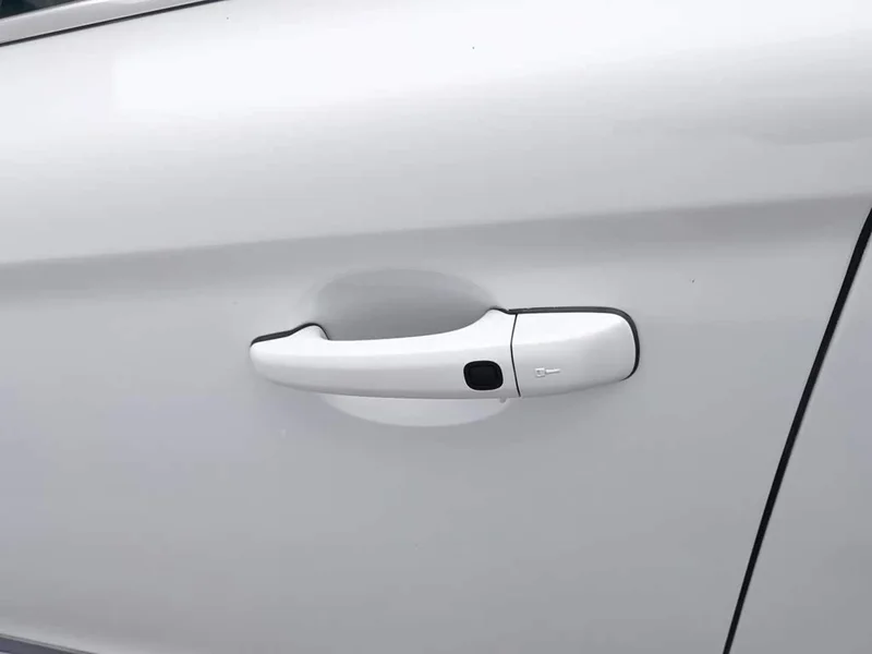 Volvo XC60 — фото 18
