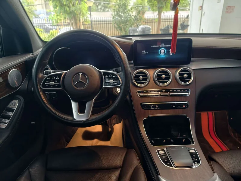 Mercedes-Benz GLC — фото 24