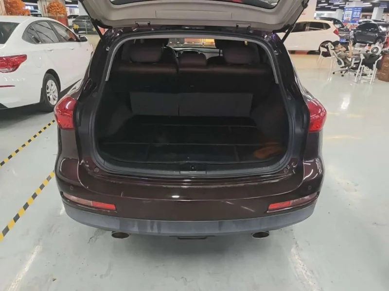 Infiniti QX50 (Imported) — фото 11