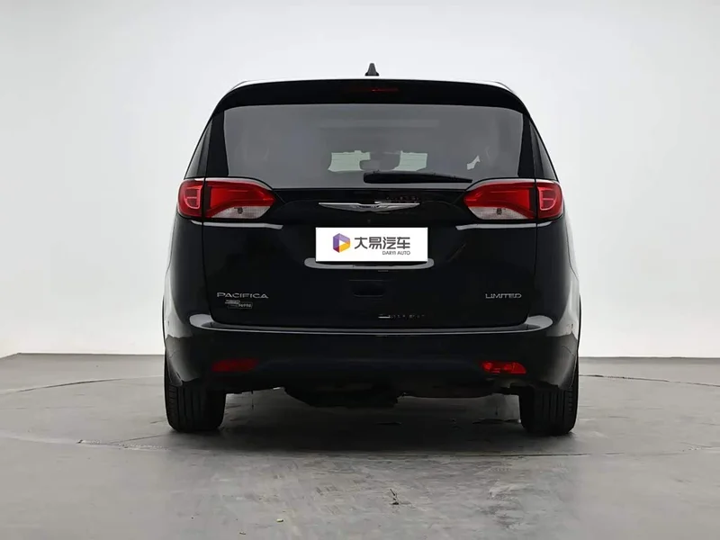 Jeep Grand Voyager Imported — фото 4