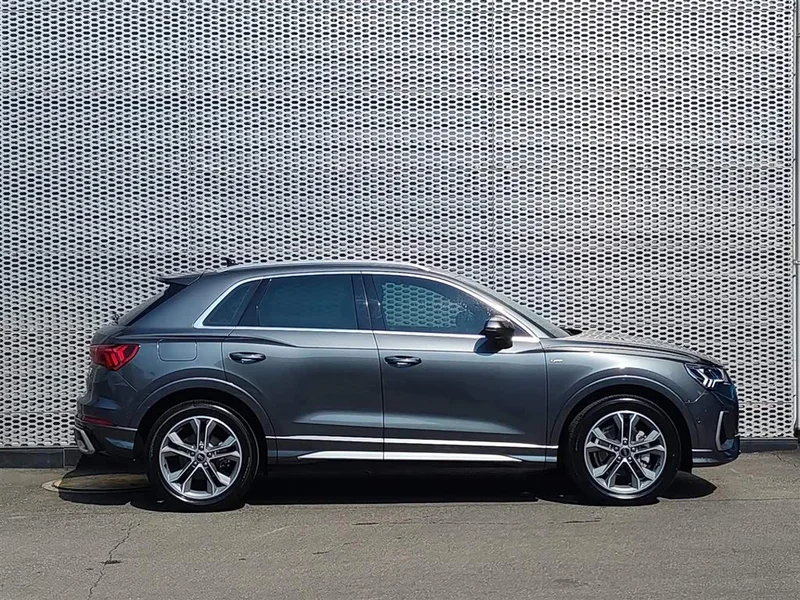 Audi Q3 — фото 3
