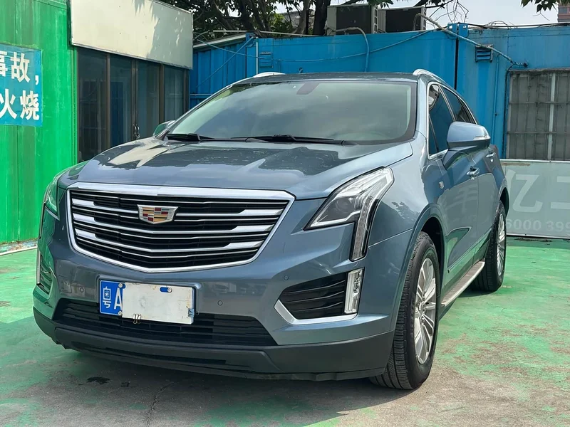 Cadillac XT5 — фото 1