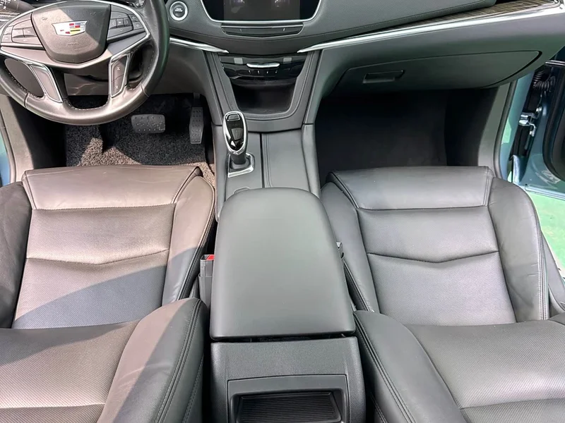 Cadillac XT5 — фото 16