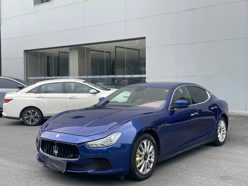 Maserati Ghibli — фото 1