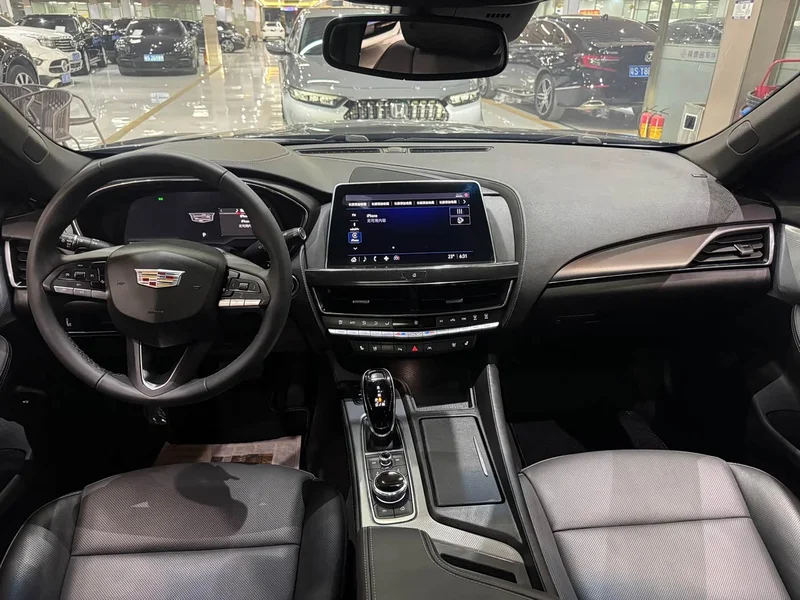 Cadillac CT5 — фото 6