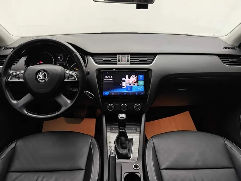 Volkswagen Octavia — фото 12