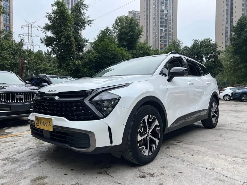 Kia Sportage — фото 1