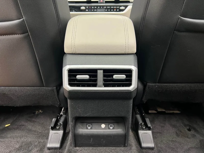 Kia Sportage — фото 15