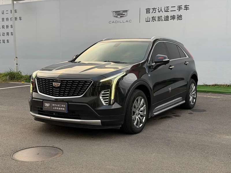 Cadillac XT4 — фото 1