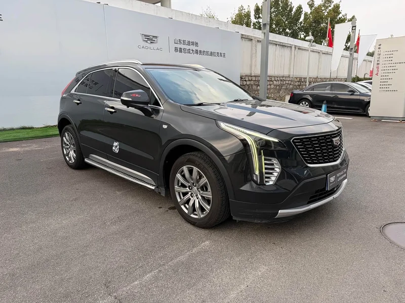 Cadillac XT4 — фото 18