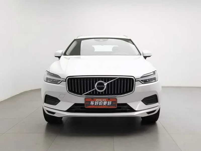 Volvo XC60 — фото 3