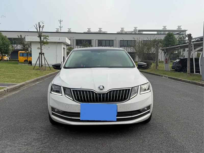 Volkswagen Octavia — фото 2