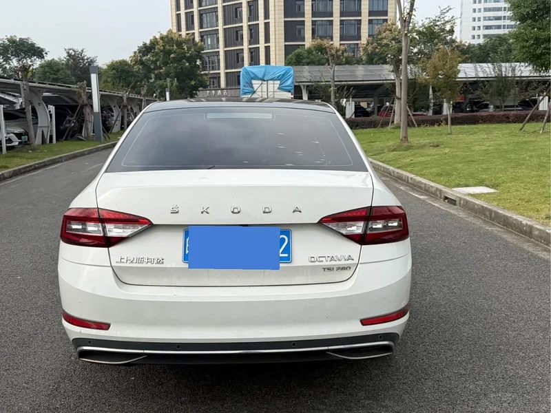 Volkswagen Octavia — фото 3
