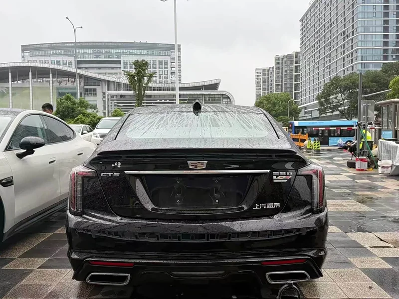 Cadillac CT5 — фото 14
