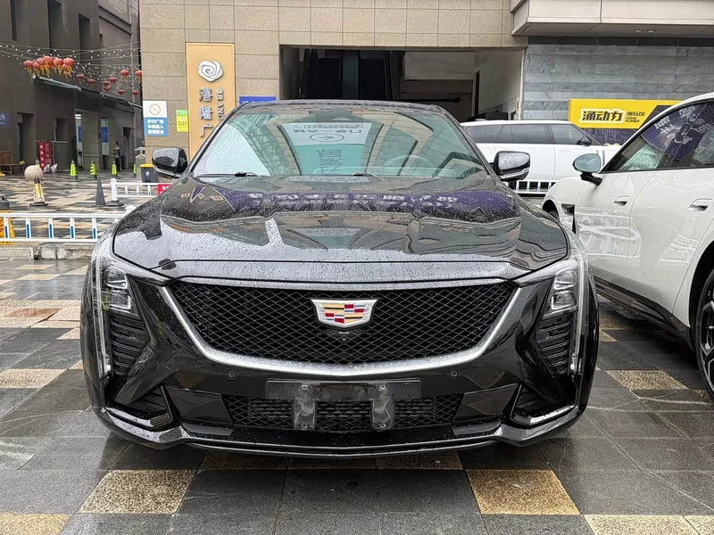 Cadillac CT5 — фото 2