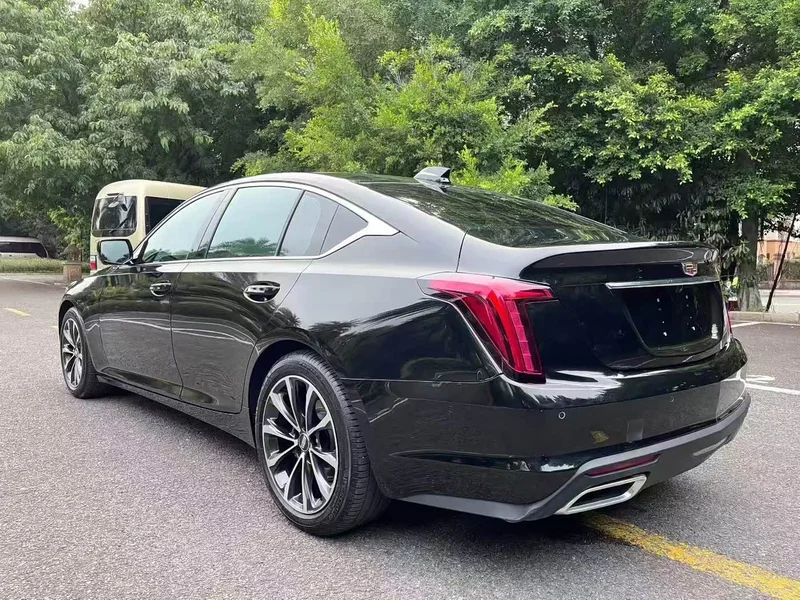 Cadillac CT5 — фото 14