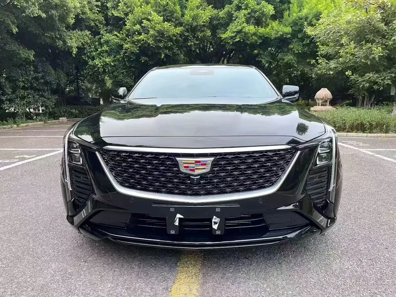 Cadillac CT5 — фото 2