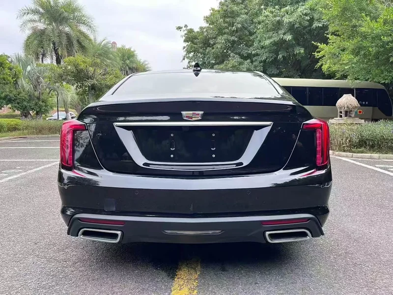 Cadillac CT5 — фото 8