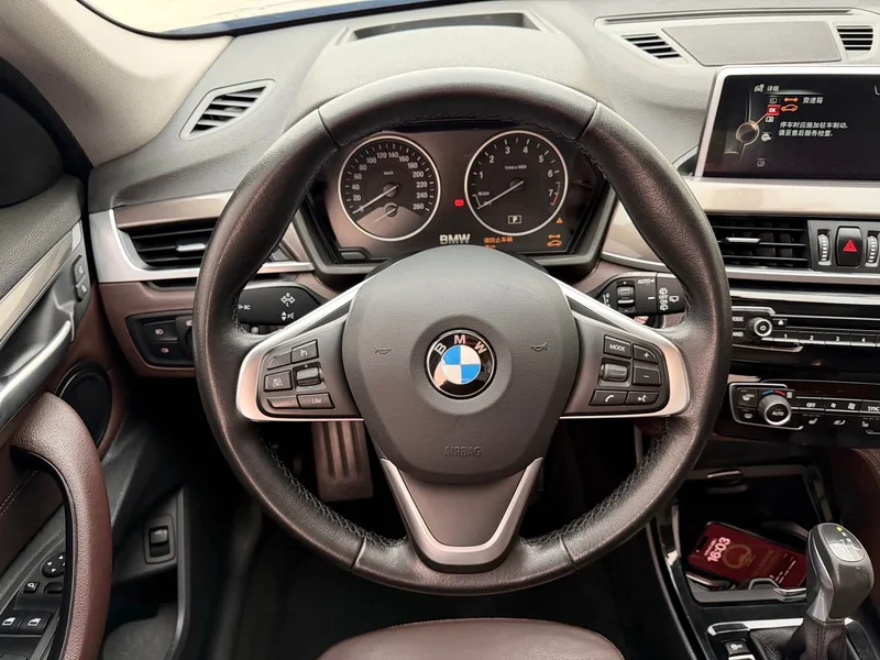 BMW X1 — фото 16