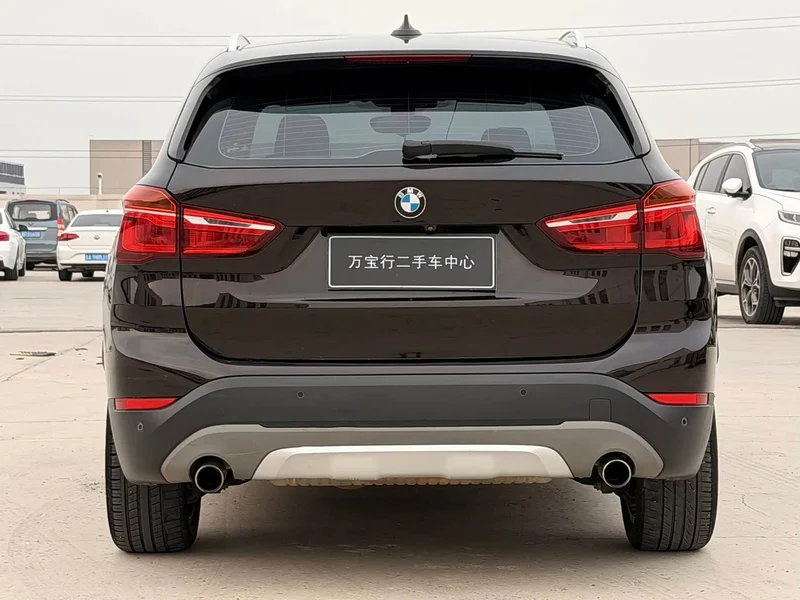 BMW X1 — фото 27