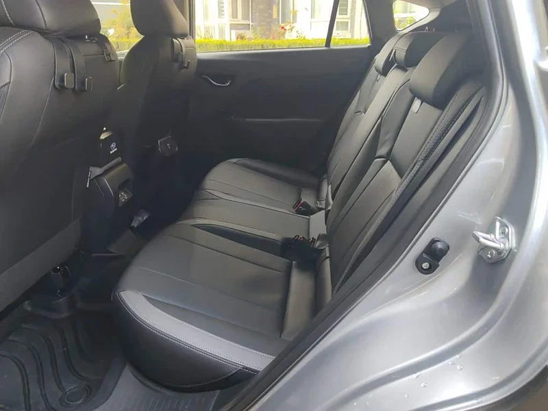 Subaru Crosstrek — фото 13