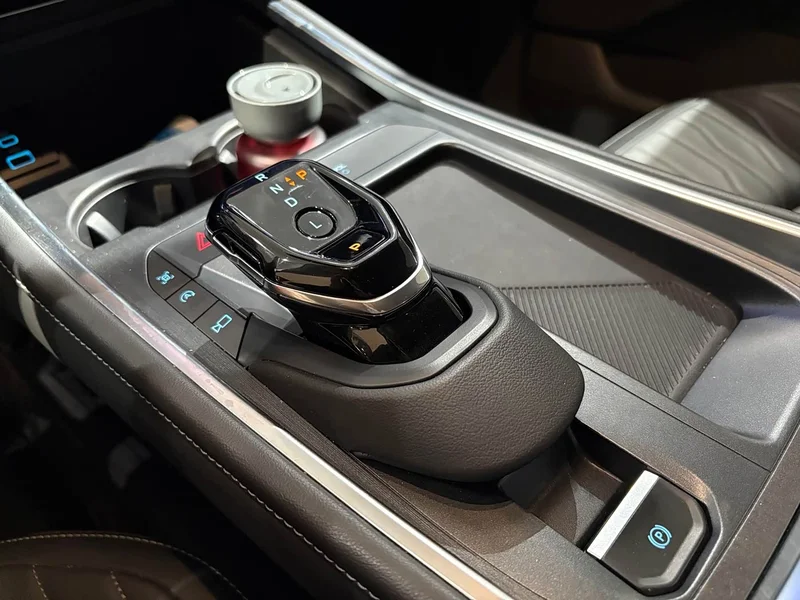 Ford Edge — фото 15