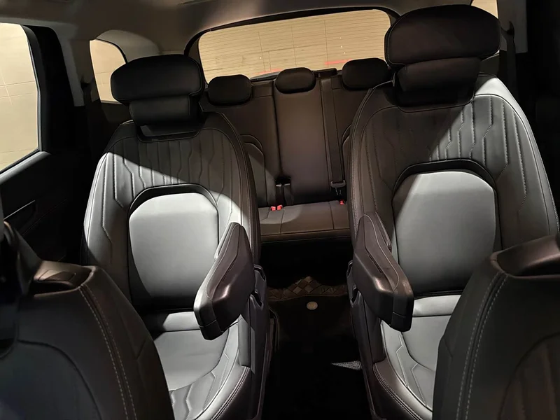 Ford Edge — фото 22