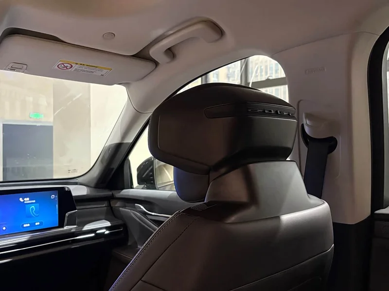 Ford Edge — фото 10