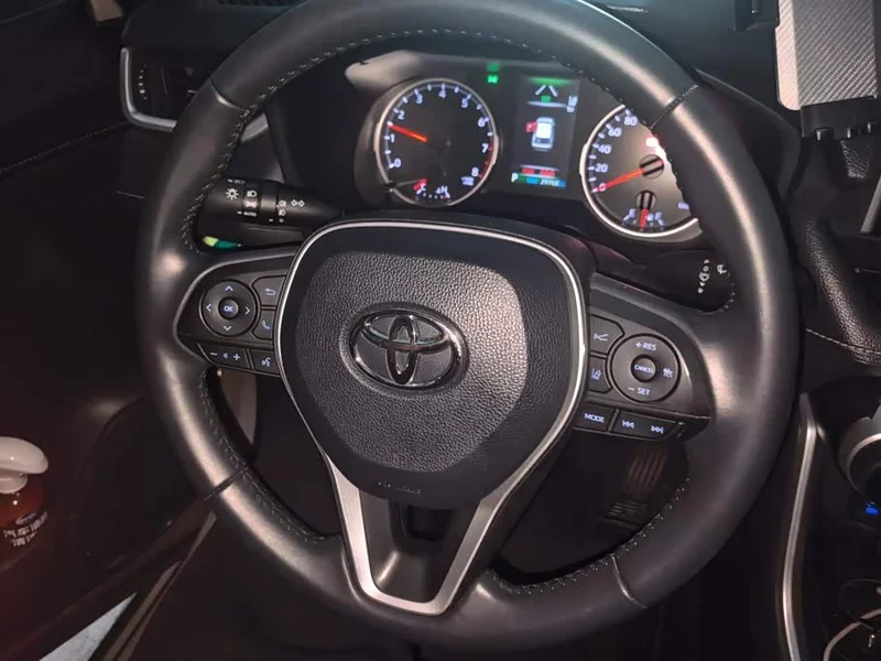 Toyota Wildlander — фото 15