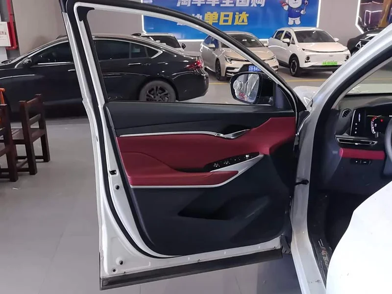 Changan CS75PLUS — фото 7
